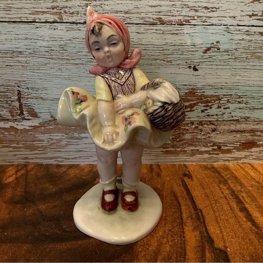 Vintage 1930’s Fontanini 501 Ceramic Girl style of Carlo Mollica Made in Italy